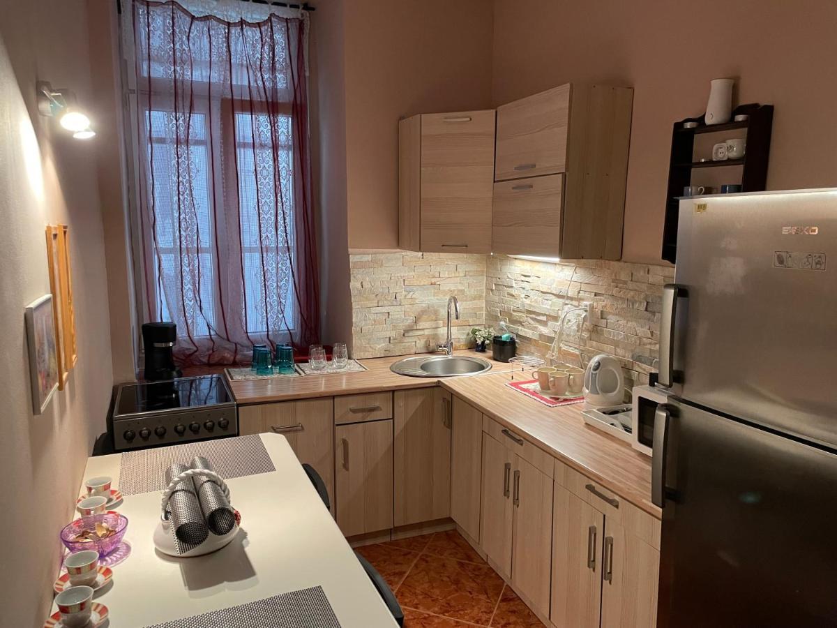 Budapest Clark Apartman ** Διαμέρισμα Εξωτερικό φωτογραφία