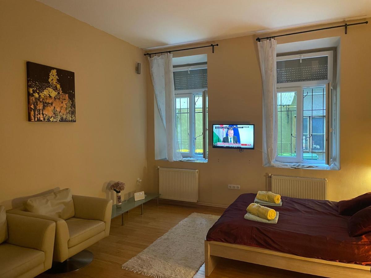 Budapest Clark Apartman ** Διαμέρισμα Εξωτερικό φωτογραφία